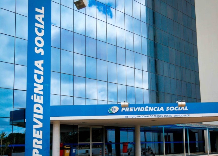 Fachada da sede da Previdência Social. Brasília, 30-07-2017. Foto: Sérgio Lima/PODER 360