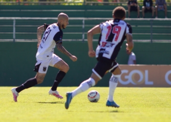 Botafogo-PB bateu o Volta Redonda-RJ, fora de casa, pela oitava rodada da Série C/Foto:
Créditos: André Moreira/VRFC.
