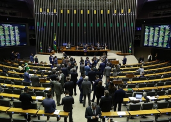 Deputados em Sessão do Plenário/Foto: MyKe Sena/Câmara dos Deputados/Fonte: Agência Câmara de Notícias.